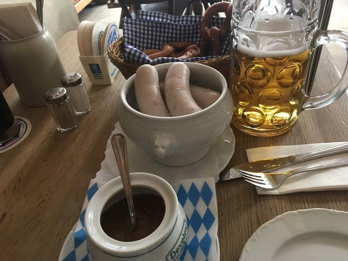 Weisswurst with beer