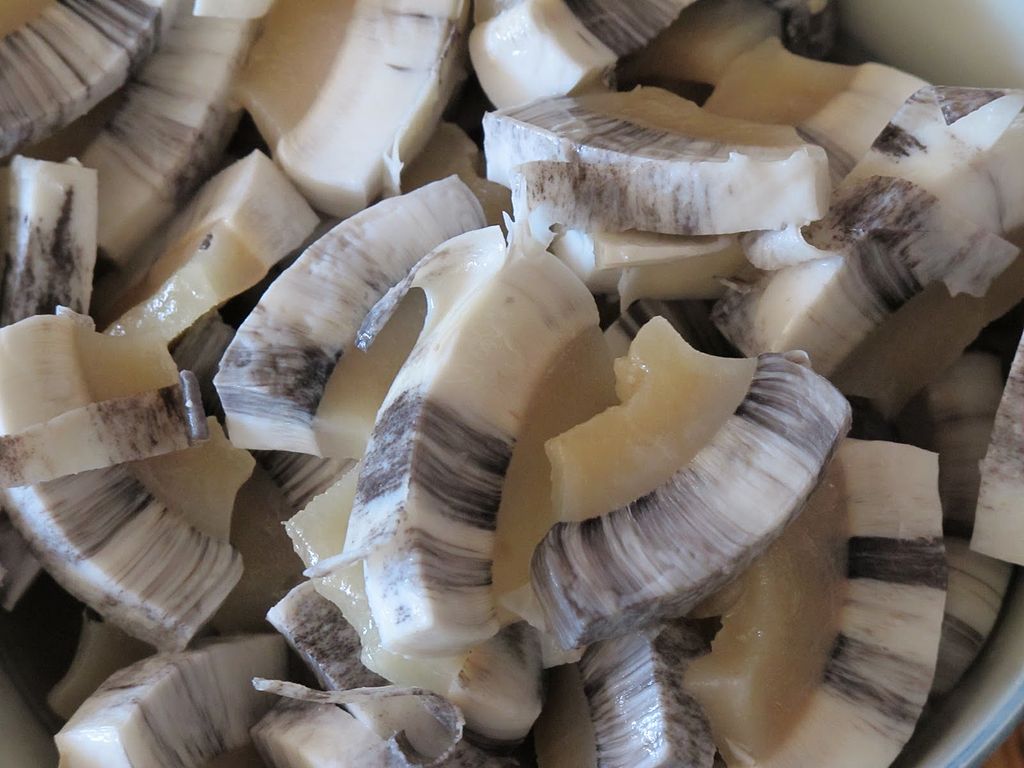 Muktuk Inuit Whale Delicacy