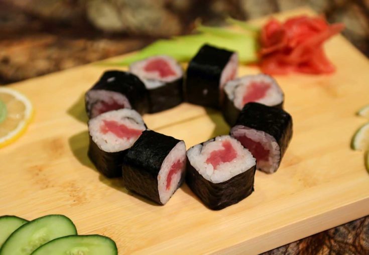 Japanese Tekka Maki (Tuna Roll Sushi) Recipe 1