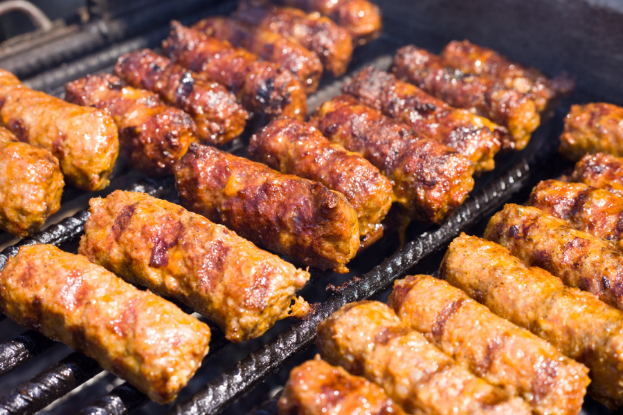 Mici (Grilled Minced Meat Rolls) 