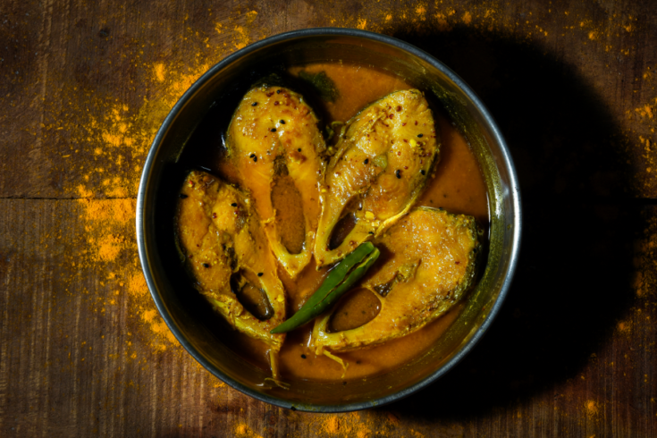Bangladeshi Hilsa/Illish Curry Recipe 1