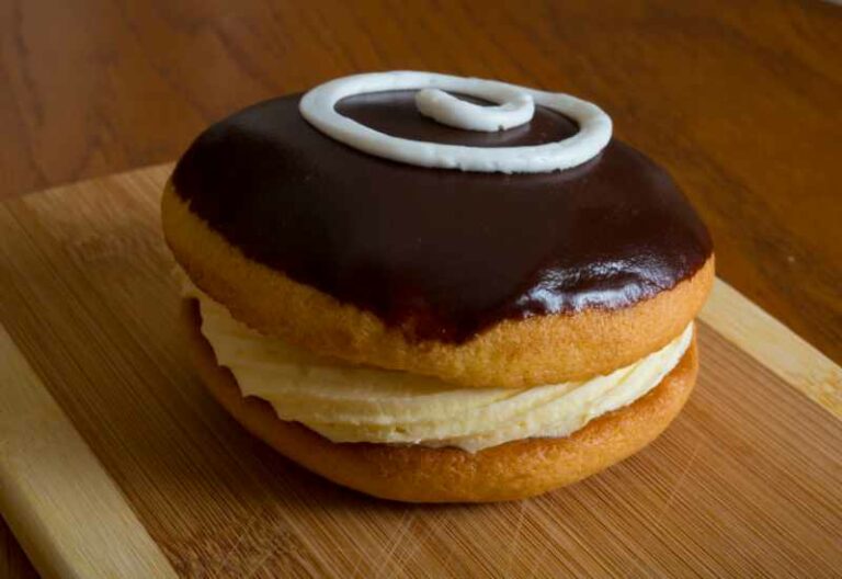 Boston cream pie