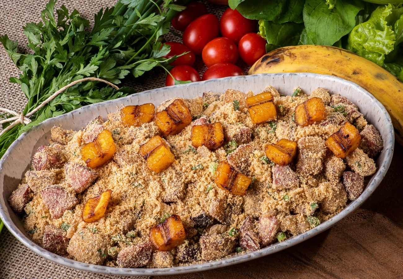Angolan Food: 11 Must-Try Traditional Dishes of Angola