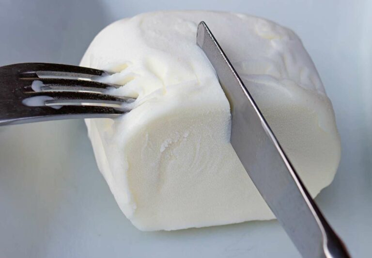 Turkish Dondurma (Stretchy Ice Cream)