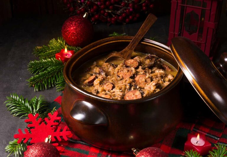 Polish Bigos in pot