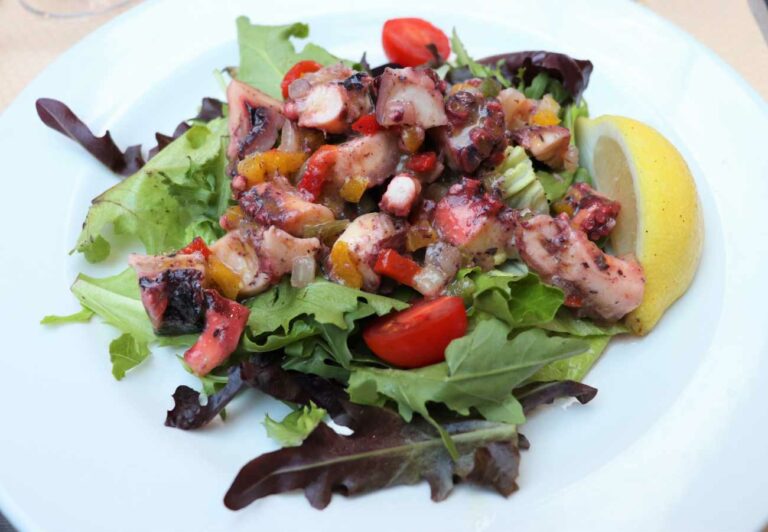 Feke octopus salad