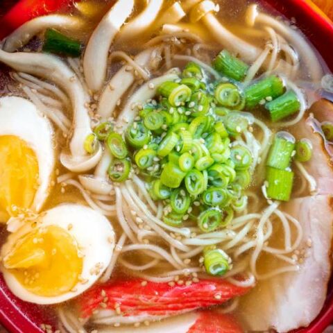 Tonkotsu in bowl