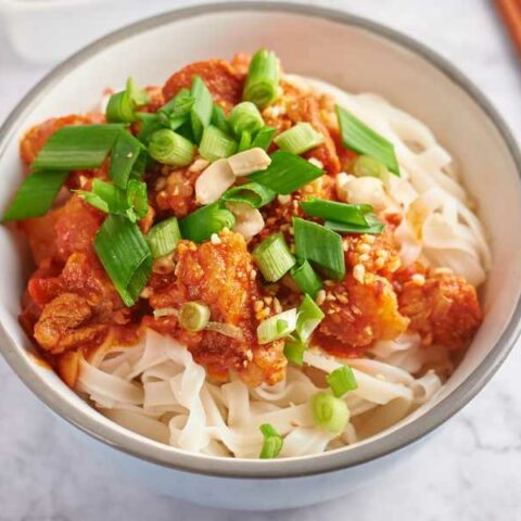 Shan noodles with flat noodle.