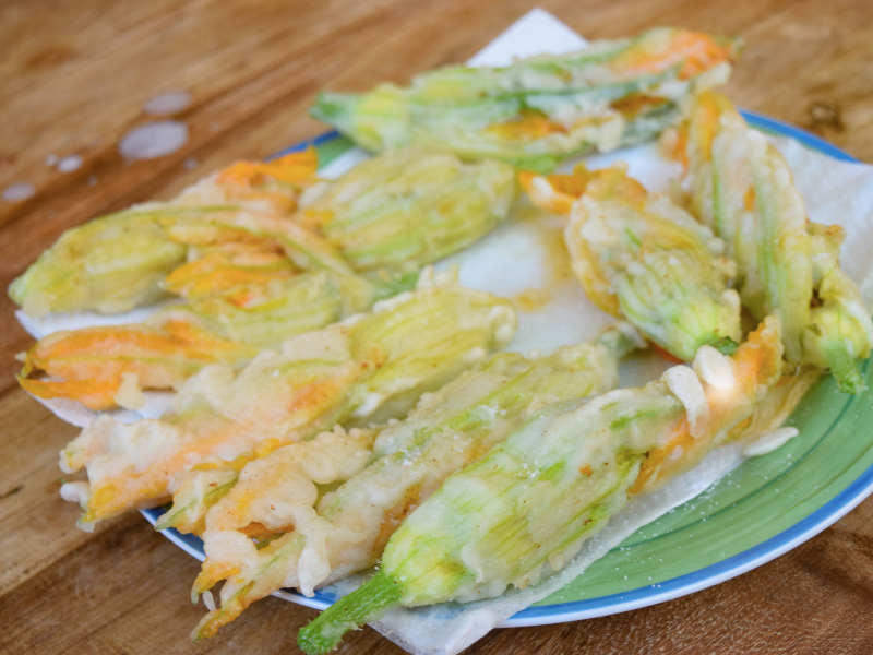 Beignets de Fleurs de Courgettes (Zucchini Flower Fritters)