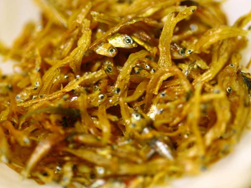 Fried Dilis fish