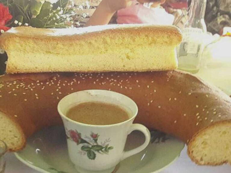 Marquesote with coffee