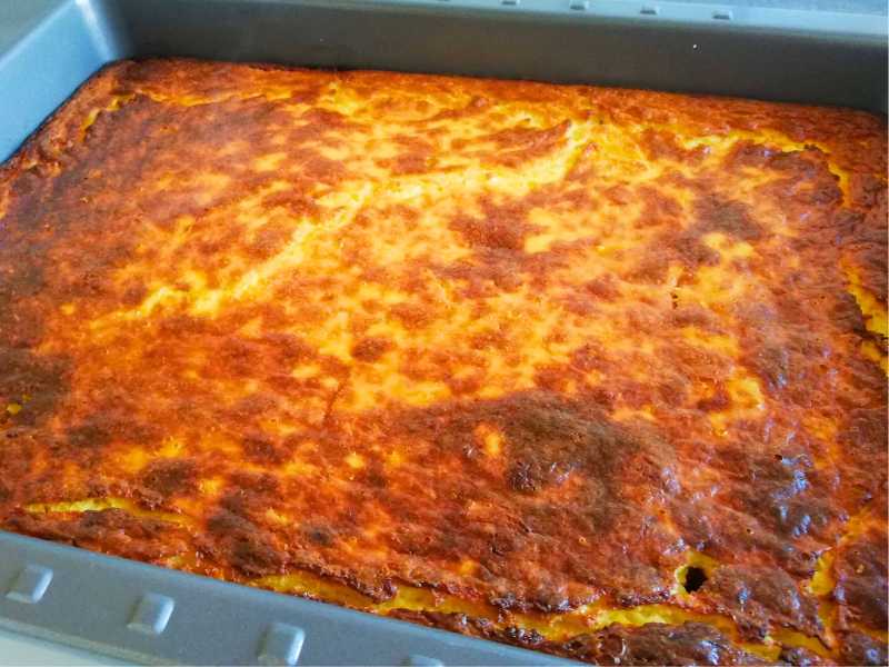 Baked, whole chipa guasu