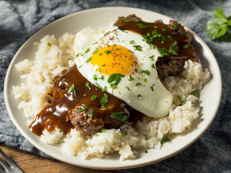 Hawaiian Food: 15 Traditional Dishes of Hawaii 2