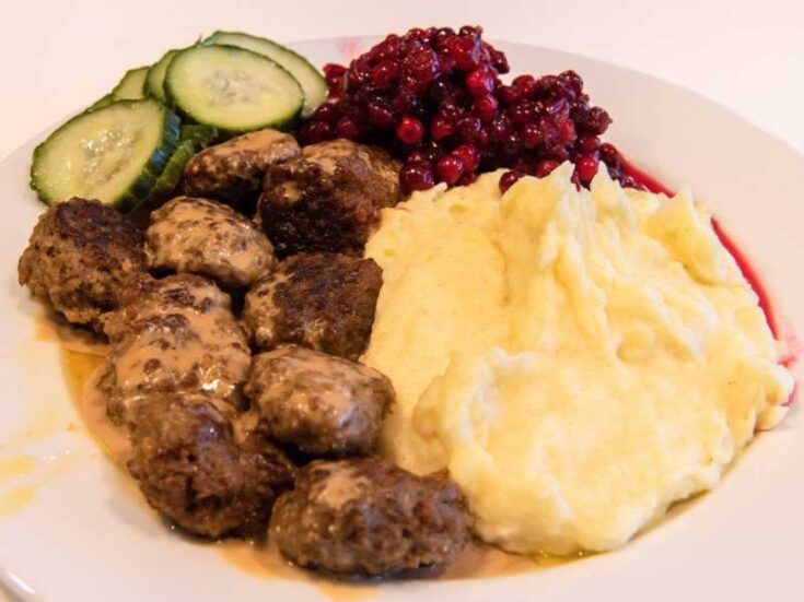 Traditional Swedish Kottbullar (Meatballs) Recipe 1